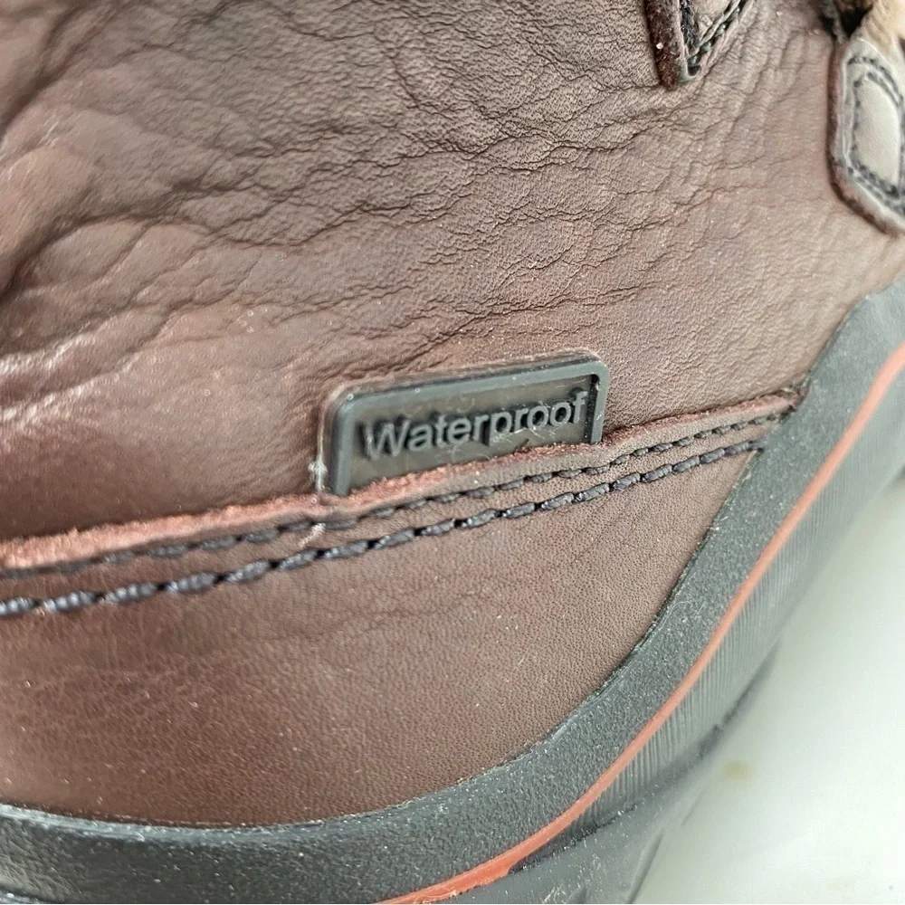 Clarks Bold Crystal Dark Brown Leather Shearling trimmed waterproof boots